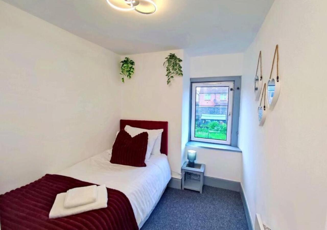 Dundee Football Stadium Apartment Eksteriør bilde